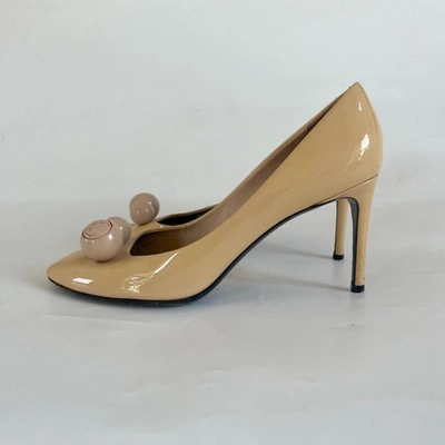 Pre-owned Louis Vuitton Nude Betty Patent Leather Pumps, 38.5