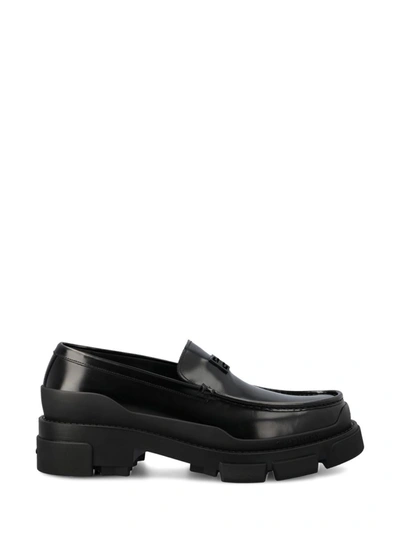 Shop Givenchy Low Shoes In Black