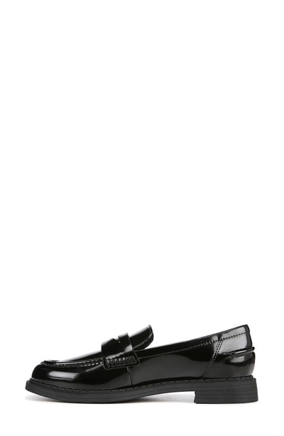 Zodiac Hunter Patent Penny Loafer In Black