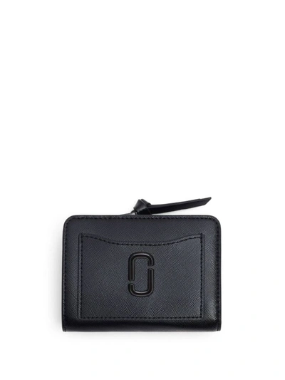Shop Marc Jacobs The Mini Compact Leather Wallet In Black