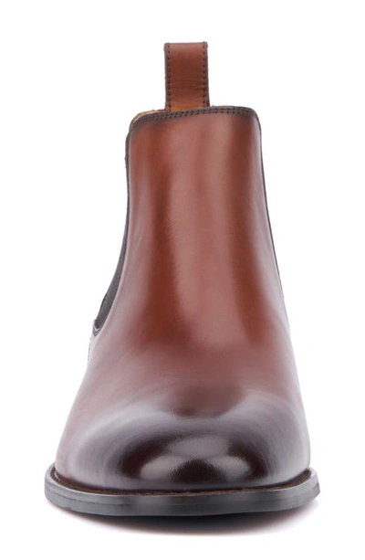 Vintage Foundry Darwin Plain Toe Chelsea Boot In Cognac
