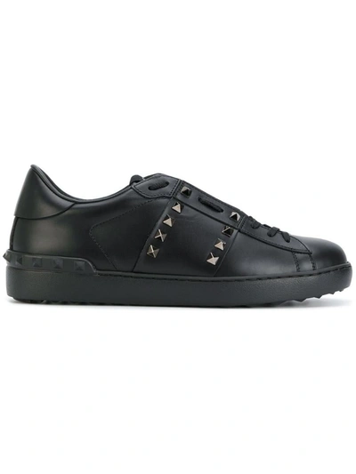 Shop Valentino Garavani Sneaker "rockstud Untitled" In Black
