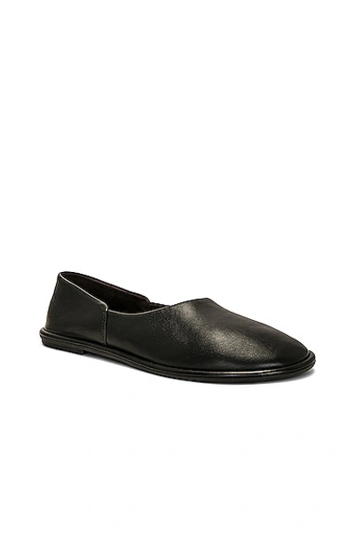 The Row Ballet Shoes With Round Head And Flat Bottom In Black