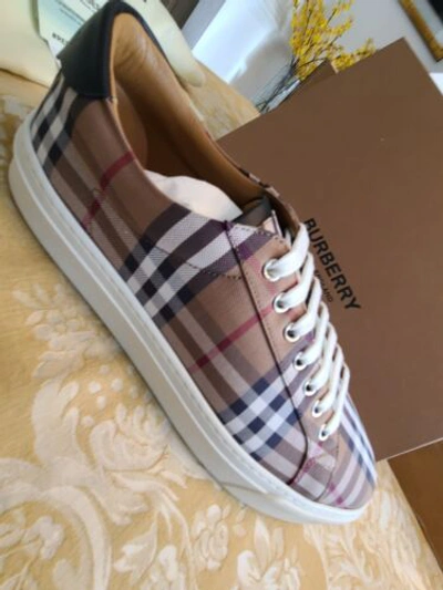 Pre-owned Burberry $650 Size 12 -  Logo Multicolor - Authentic - Limited Leather Accent