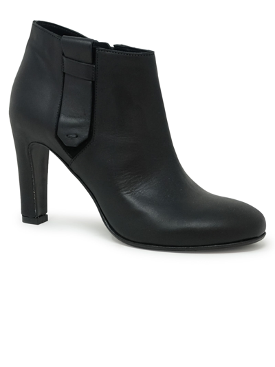 Del Carlo Roberto  Leather Palmer Ankle Boots In Black