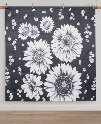 Shop Intelligent Design Closeout!  Maude Floral Reversible 3 Piece Comforter Set, Full/queen In Black,white