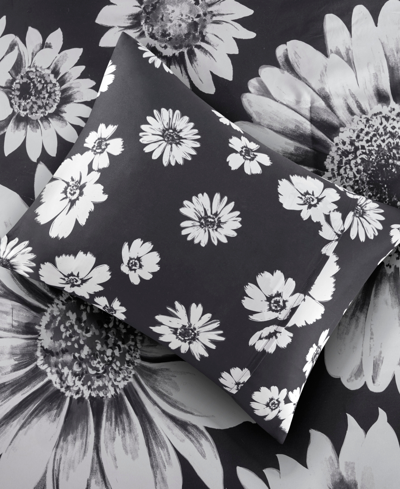 Shop Intelligent Design Closeout!  Maude Floral Reversible 3 Piece Comforter Set, Full/queen In Black,white