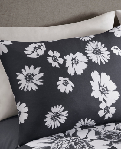 Shop Intelligent Design Closeout!  Maude Floral Reversible 3 Piece Comforter Set, Full/queen In Black,white