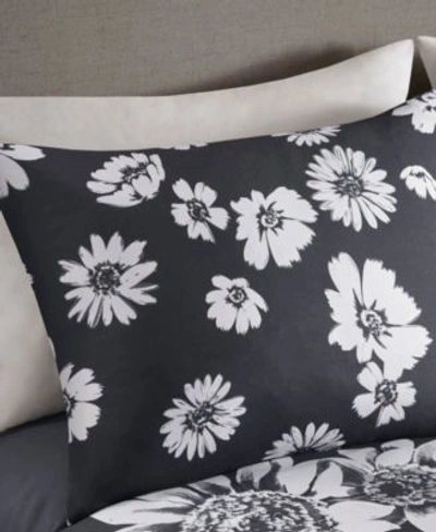 Intelligent Design Maude Floral Reversible Comforter Sets In Black,white
