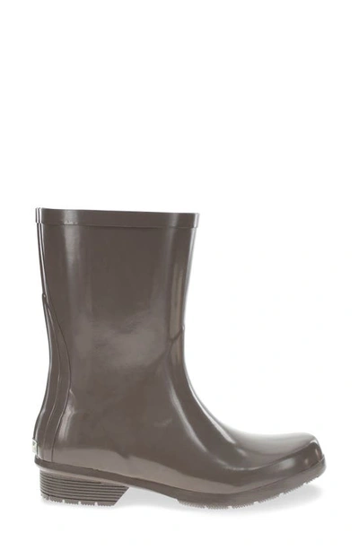Chooka Polished Mid Rain Boot In Dark Taupe