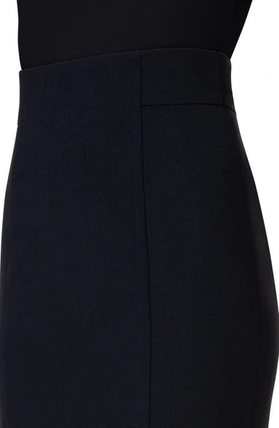 Shop Akris Punto Stretch Virgin Wool Crepe Pencil Skirt In Black