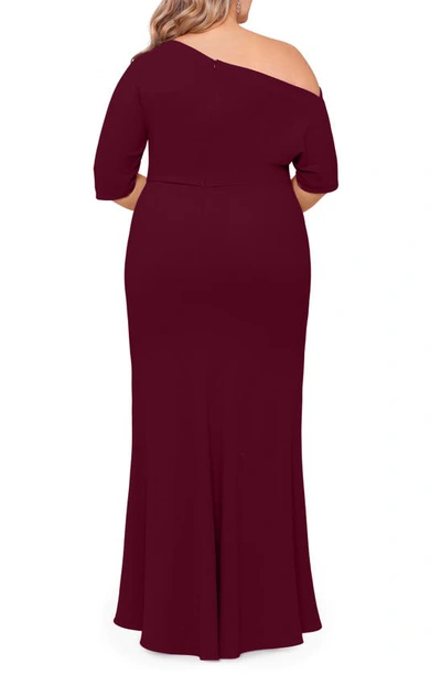 Betsy & Adam Plus Size Off-the-shoulder Scuba Gown In Bordeaux