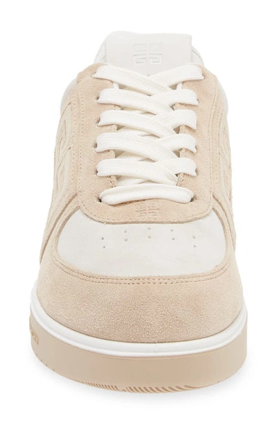 Givenchy G4 Low Top Sneaker In Beigewhite