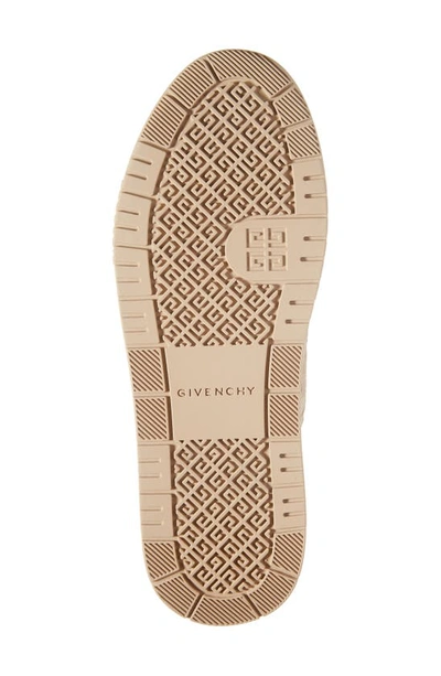 Givenchy G4 Low Top Sneaker In Beigewhite