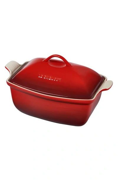 Le Creuset 4.5-quart Heritage Stoneware Deep Baker With Lid In Cerise
