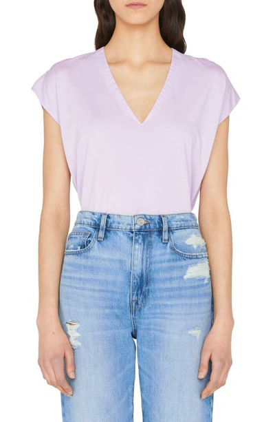 Shop Frame Le Mid Rise V-neck Tee In Lilac