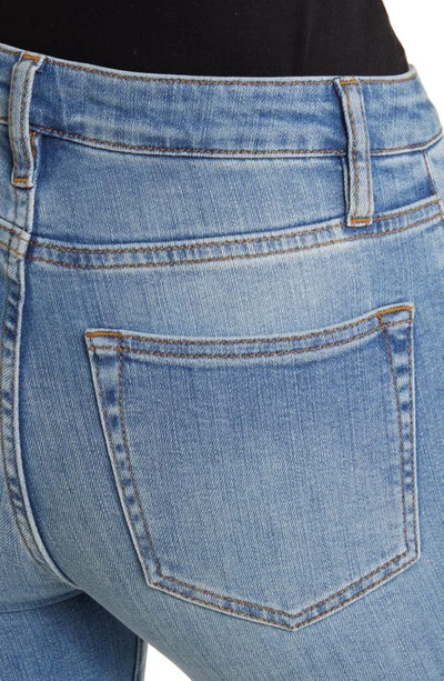 Frame Le Crop Mini Boot Raw Step Hem Jeans In Wavey