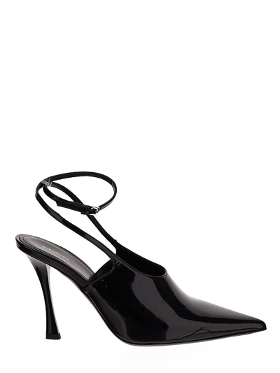 Shop Givenchy Décolleté Show Shoe In Black