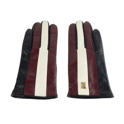 Shop Cavalli Class Elegant Lambskin Leather Women's Gloves In Red