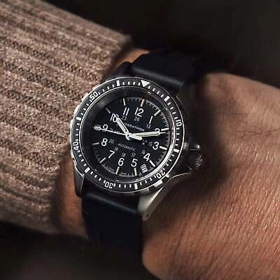 Pre-owned Marathon 36mm Medium Diver's Automatic (msar Auto) 316l Stainless Steel Wristwat