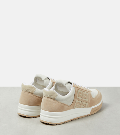 Givenchy G4 Low Top Sneaker In Beigewhite