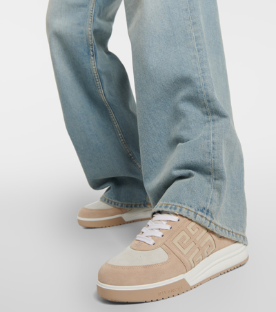 Givenchy G4 Low Top Sneaker In Beigewhite