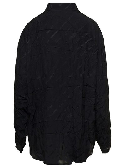 Shop Balenciaga 'logomania' Black Oversized Shirt With All-over Print And Crinkled Effect In Silk Woman