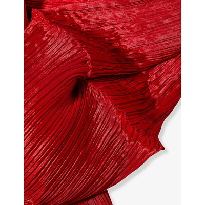Shop Issey Miyake Basic Pleated Knitted Scarf In Red