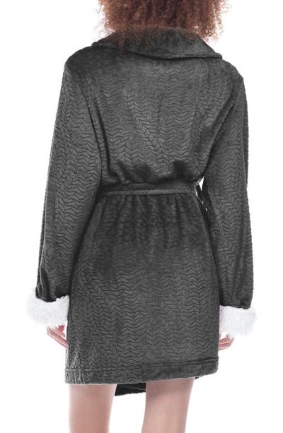 Honeydew Intimates Warm It Up Short Robe In Drizzle