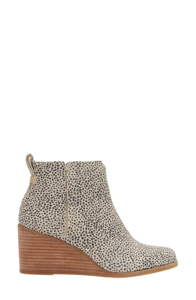 Toms Clare Wedge Bootie In Natuarl
