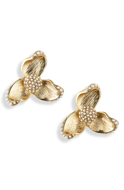 Shop Oscar De La Renta Three Leaf Imitation Pearl Flower Earrings