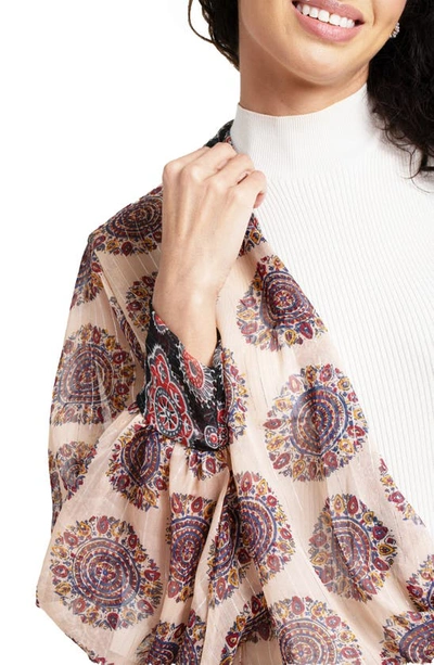 Saachi Medallion Print Topper In Black
