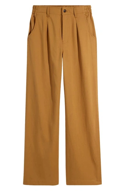 Shop Madewell Drapeweave Neale Straight Leg Pants In Toffee