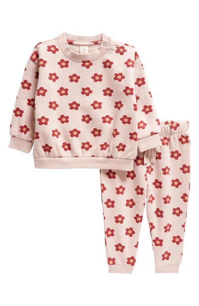 TUCKER + TATE PRINT FLEECE SWEATSHIRT & JOGGERS SET 