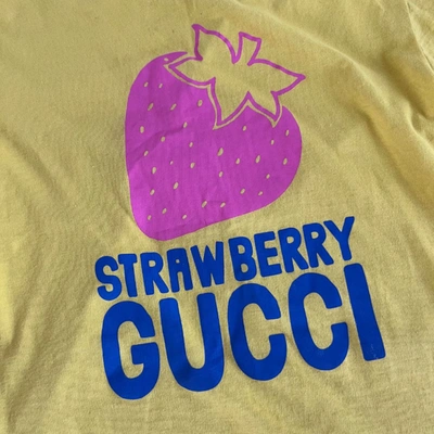 Pre-owned Gucci Yellow Kids Strawberry Print T-shirt