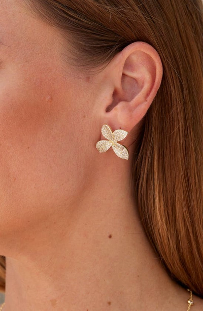 Savvy Cie Jewels Large Prime Rose Pavé Stud Earrings In Gold