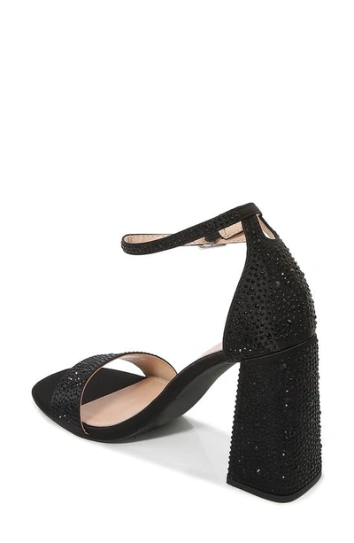 Berness Prairie Block Heel Sandal In Black