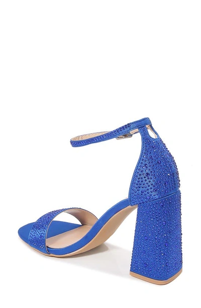 Berness Prairie Block Heel Sandal In Blue