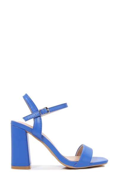 Berness Agatha Block Heel Sandal In Blue