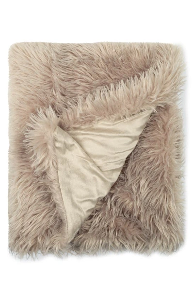 Shop Northpoint Faux Fur Throw Blanket In Linen