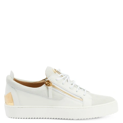 Shop Giuseppe Zanotti Gail In White