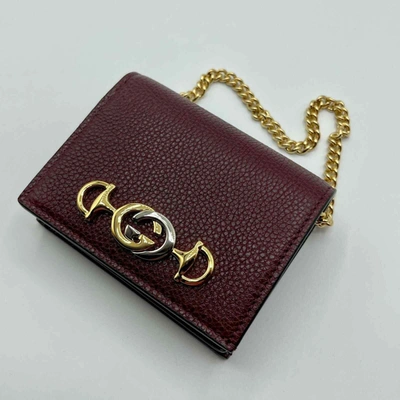 Shop Gucci Women's Zumi Burgundy Leather Gold Chain Bi-fold Mini Wallet W/box In Burgendy