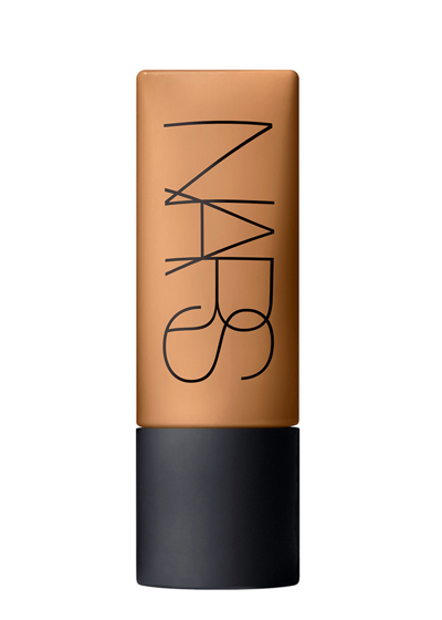 Shop Nars Soft Matte Complete Foundation In Huahine