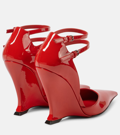 Ferragamo Vidya Patent Dual-buckle Wedge Pumps In Red