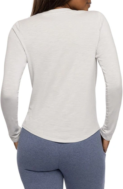 Travis Mathew Travismathew Cloud Stretch Modal & Cotton Henley In Light Grey