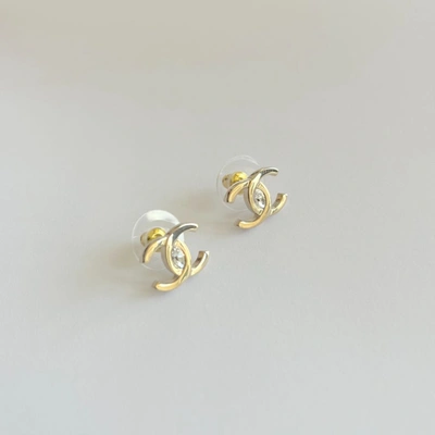 Pre-owned Chanel Light Gold Very Small Cc Stud Earrings