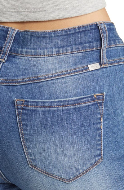 1822 Denim Flare Jeans In Jayden
