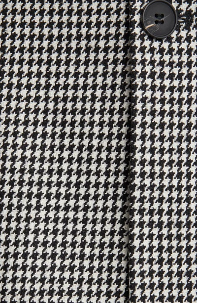 Nikki Lund Houndstooth Double Breasted Coat In Black