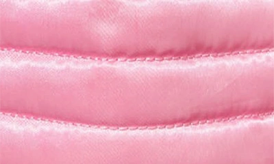 The Skinny Confidential Ice Roller Sleeping Bag In Pink