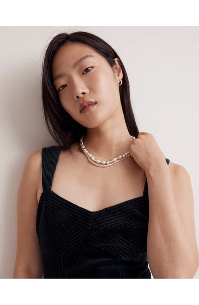 Shop Madewell Assorted Set Of 2 Cultured Freshwater Pearl & Chain Necklaces In Light Silver Ox